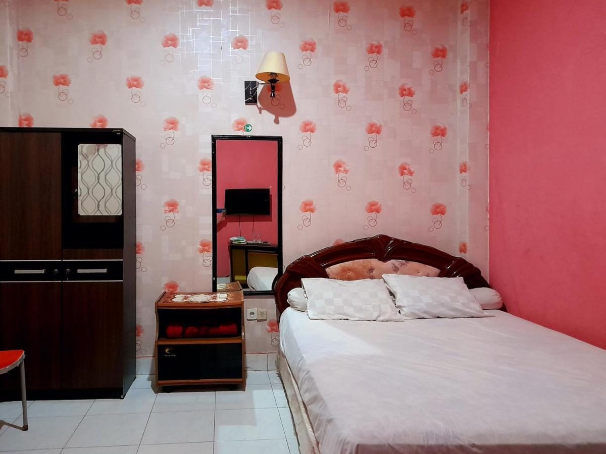 Hotel Rosichan Bau Bau Mitra Reddoorz Baubau Ngoại thất bức ảnh